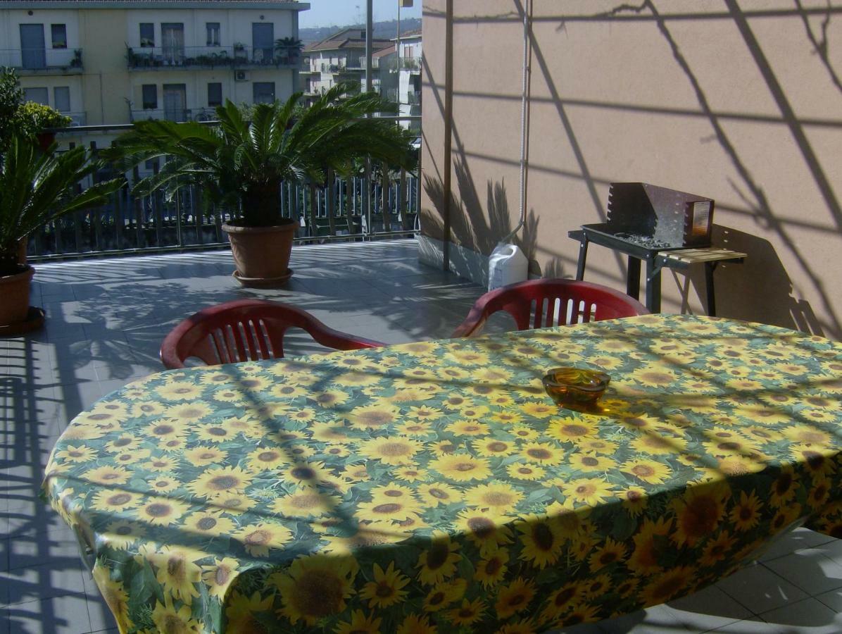 B&B Padre Pio Mascali Bagian luar foto