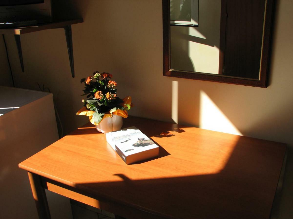 B&B Padre Pio Mascali Bagian luar foto