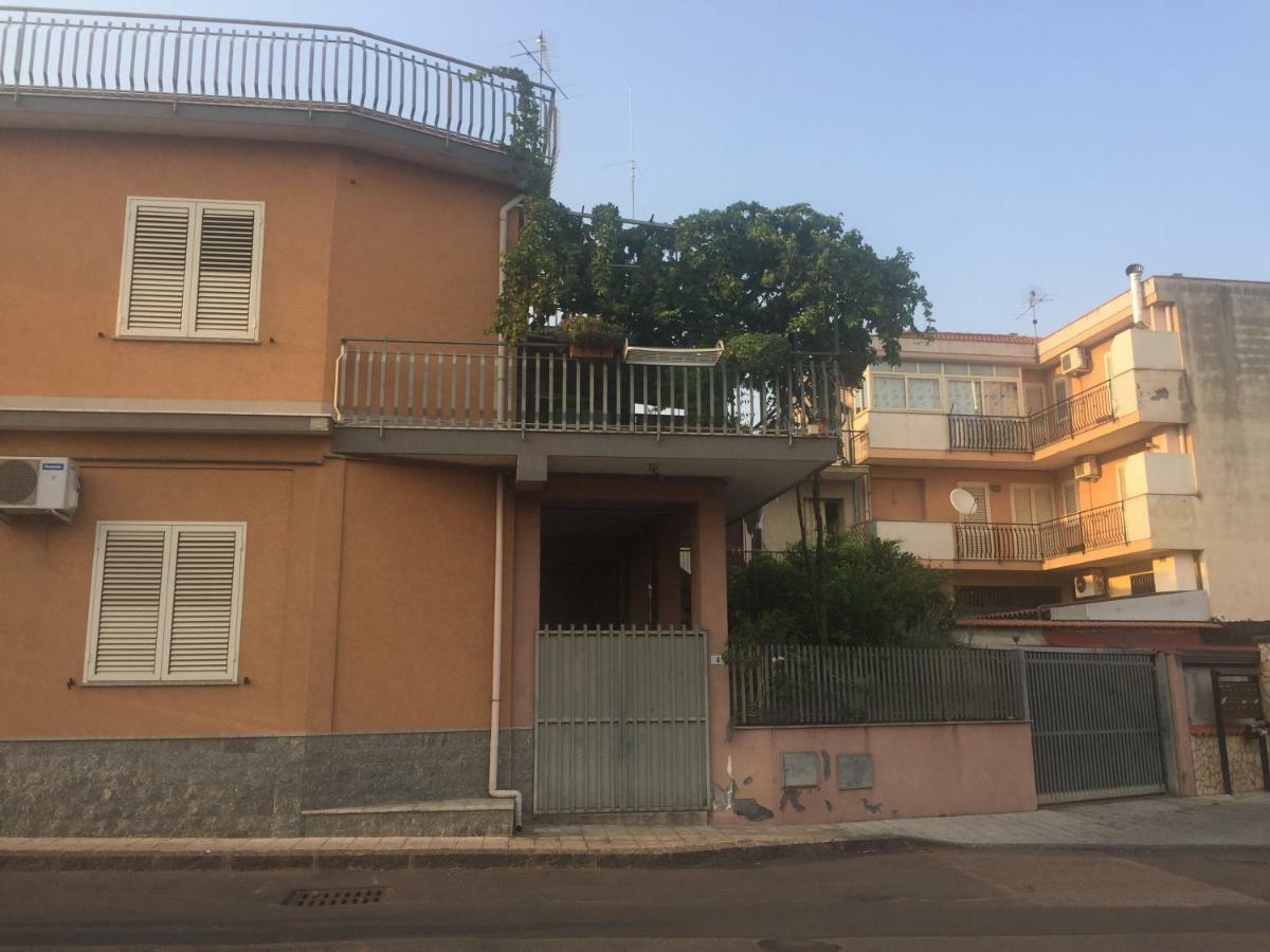B&B Padre Pio Mascali Bagian luar foto